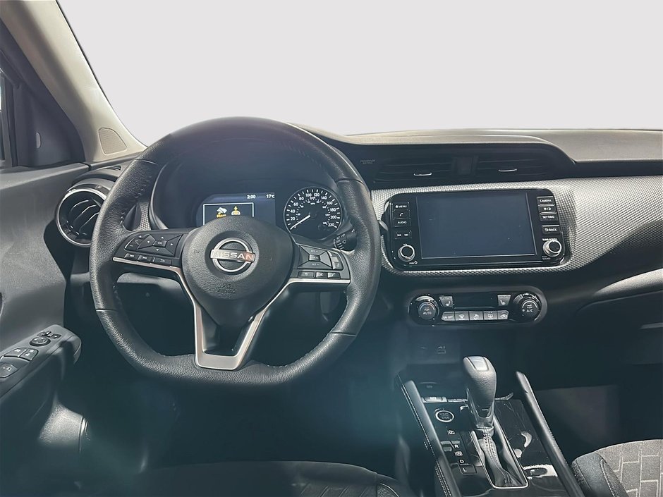 Nissan Kicks Play SV 2025-9