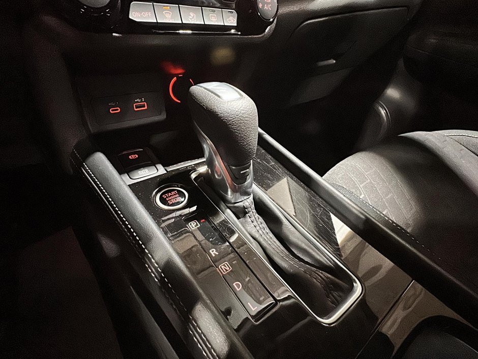 Nissan Kicks Play SV 2025-14