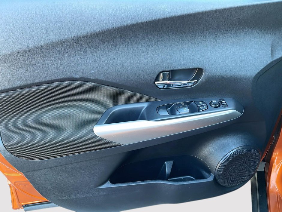 2020 Nissan Kicks SV-8