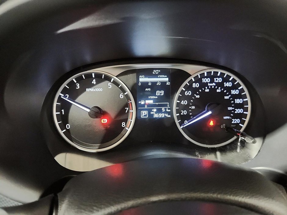 2021 Nissan Kicks S-12