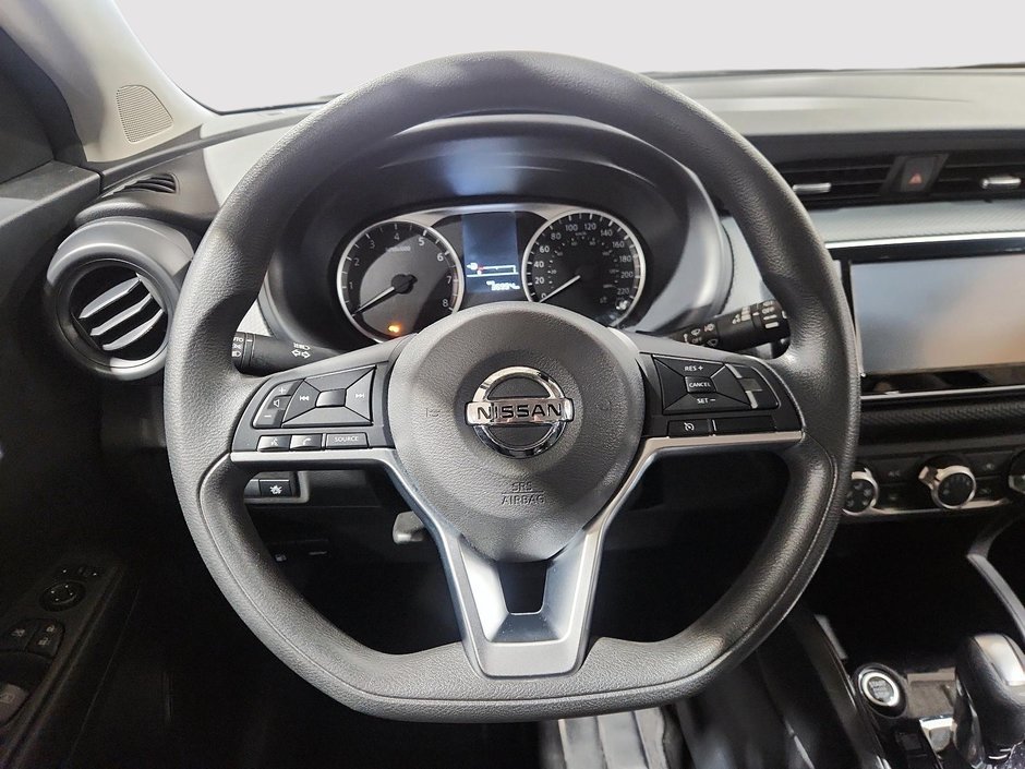 2021 Nissan Kicks S-10
