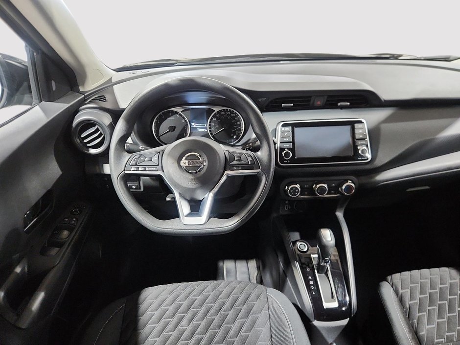 2021 Nissan Kicks S-8