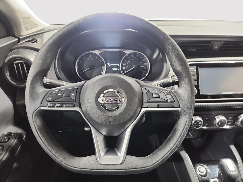 2021 Nissan Kicks S-9
