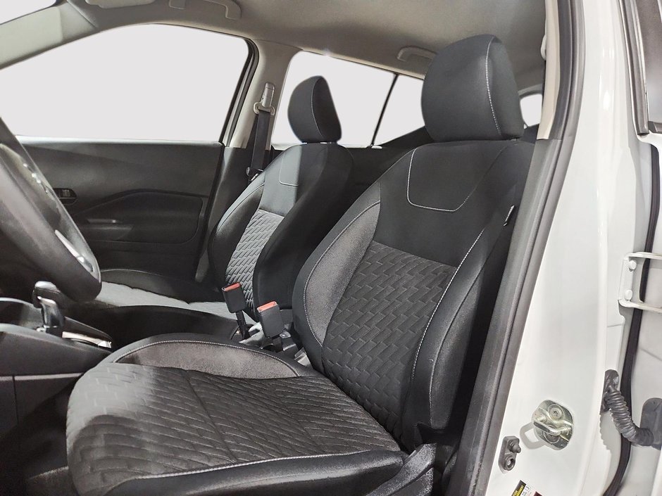 2021 Nissan Kicks S-6