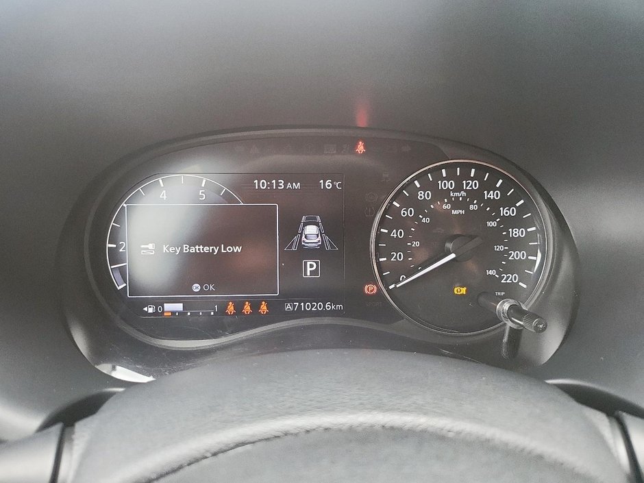 2021 Nissan Kicks SR-13