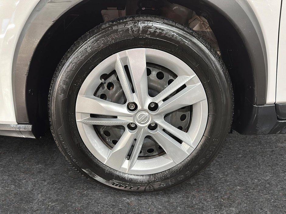 2021 Nissan Kicks S-6