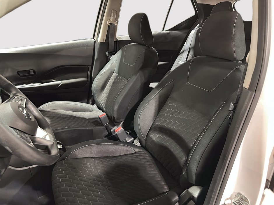 2021 Nissan Kicks S-8