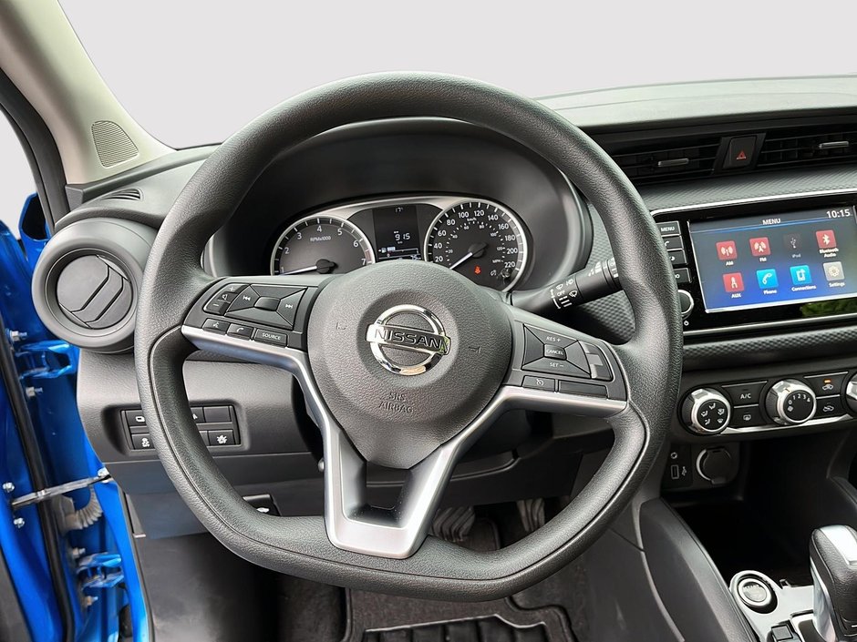 2021 Nissan Kicks S-11