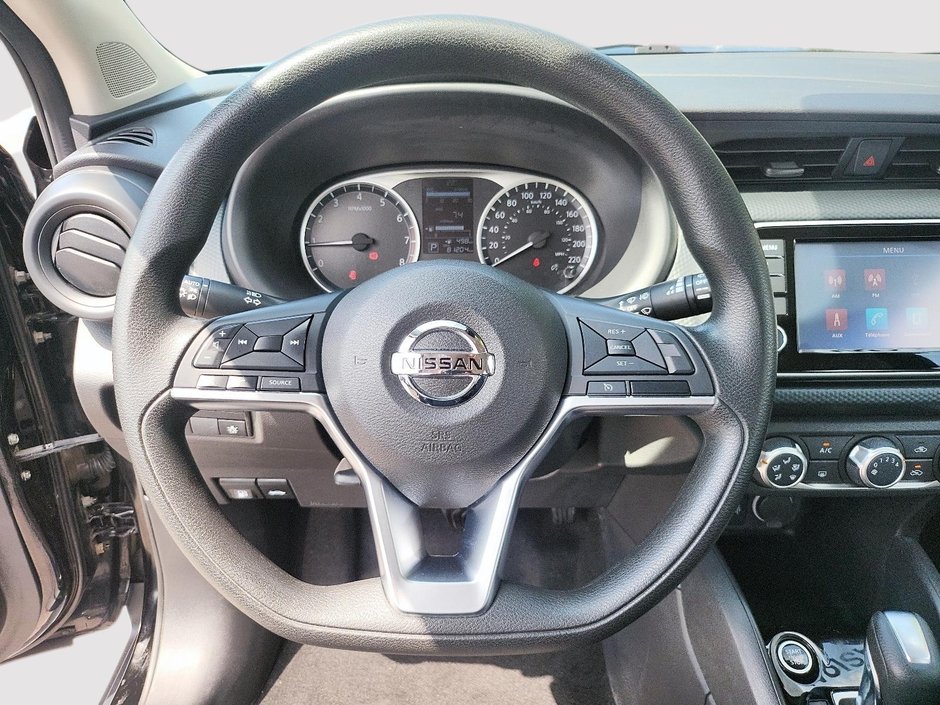 2021 Nissan Kicks S-11