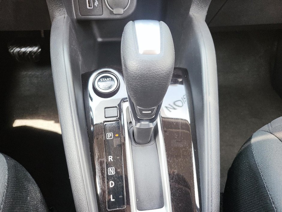2021 Nissan Kicks S-14