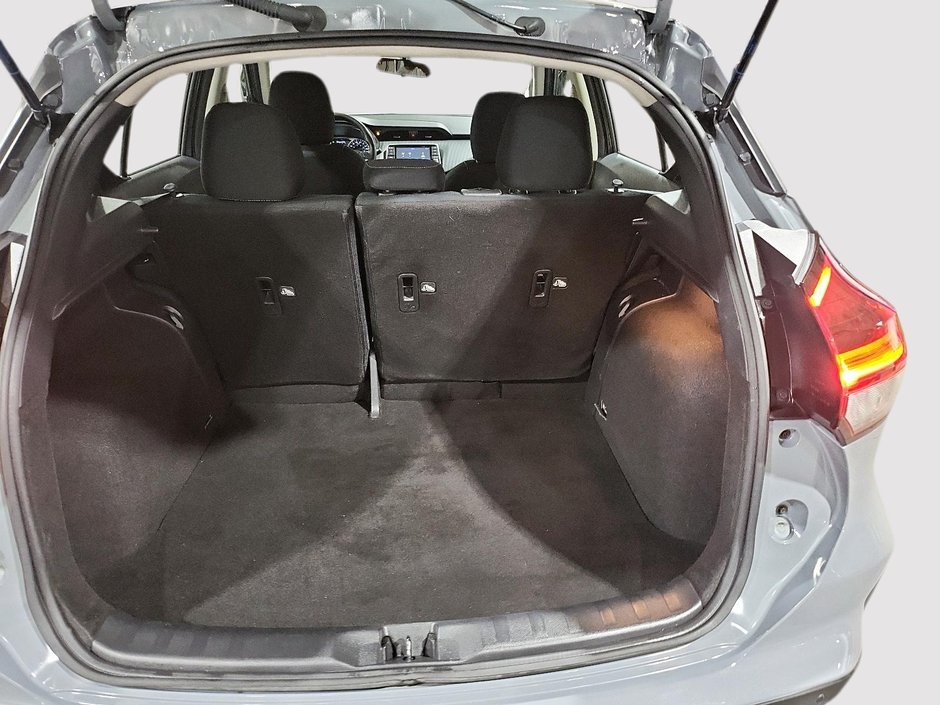 2022 Nissan Kicks S-5