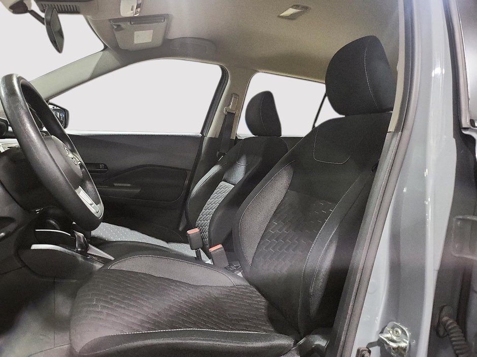 2022 Nissan Kicks S-8