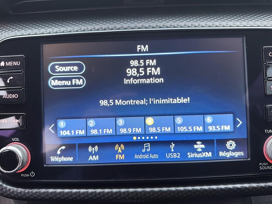 2022 Nissan Kicks SV-16