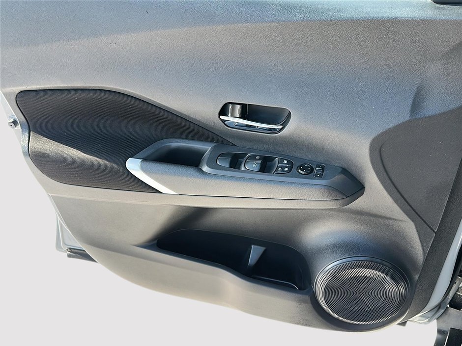 2022 Nissan Kicks SV-10