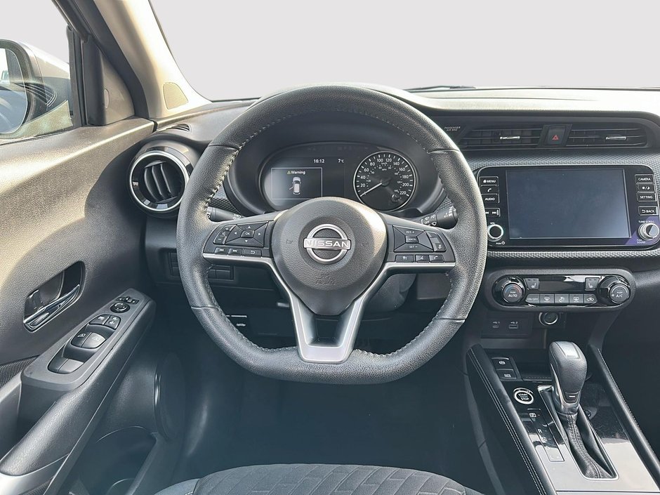 Nissan Kicks SV 2022-11