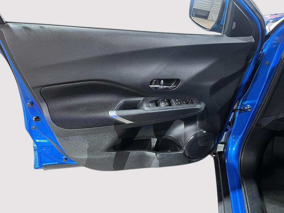 2022 Nissan Kicks SV-10