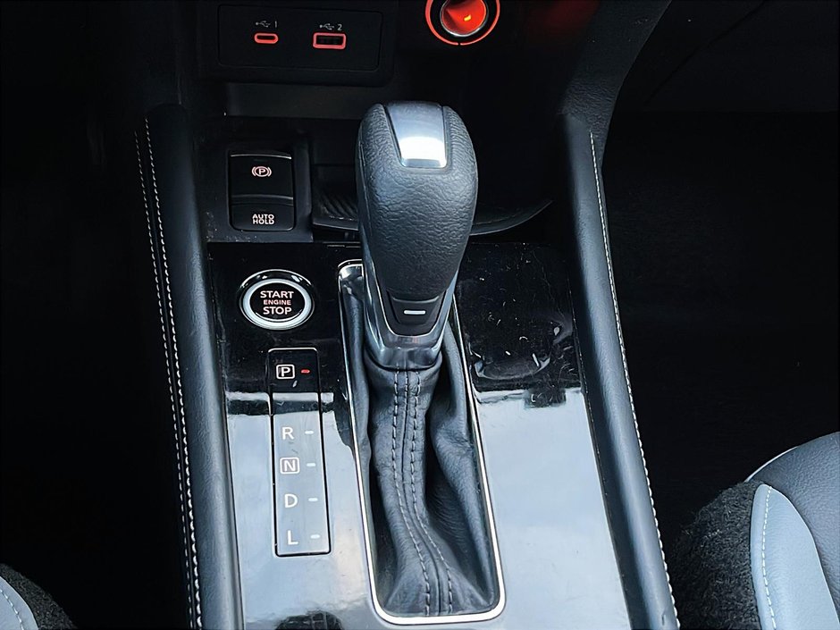 2023 Nissan Kicks SR-14