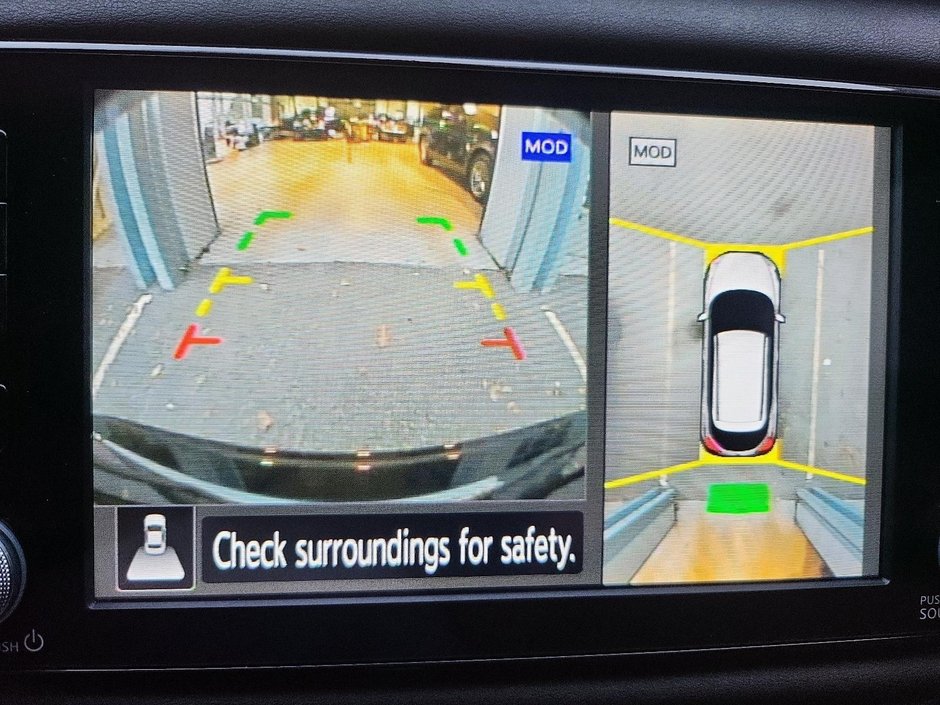 2023 Nissan Kicks SR-16