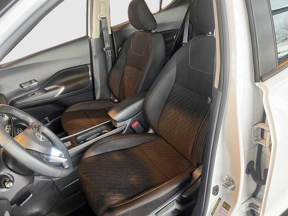 2023 Nissan Kicks SV-8