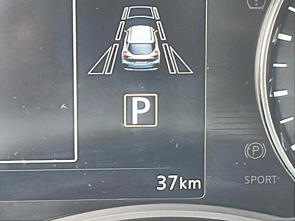 2024 Nissan Kicks SR PRIVILÈGE-12