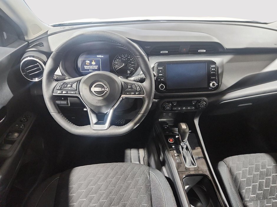 Nissan Kicks SV 2024-9
