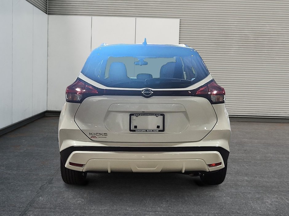 Nissan Kicks SV 2024-2