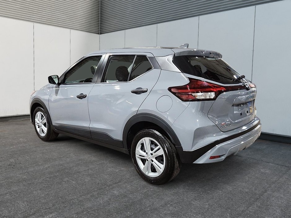 2024 Nissan Kicks S-3