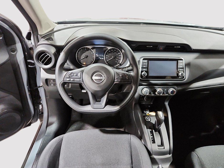 2024 Nissan Kicks S-9