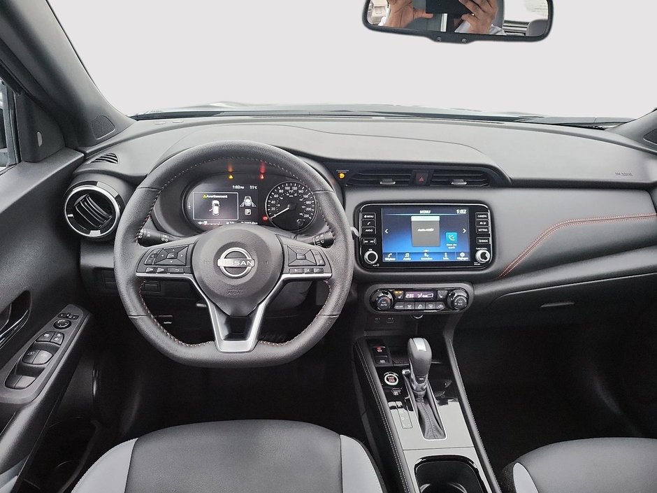 2024 Nissan Kicks SR-9