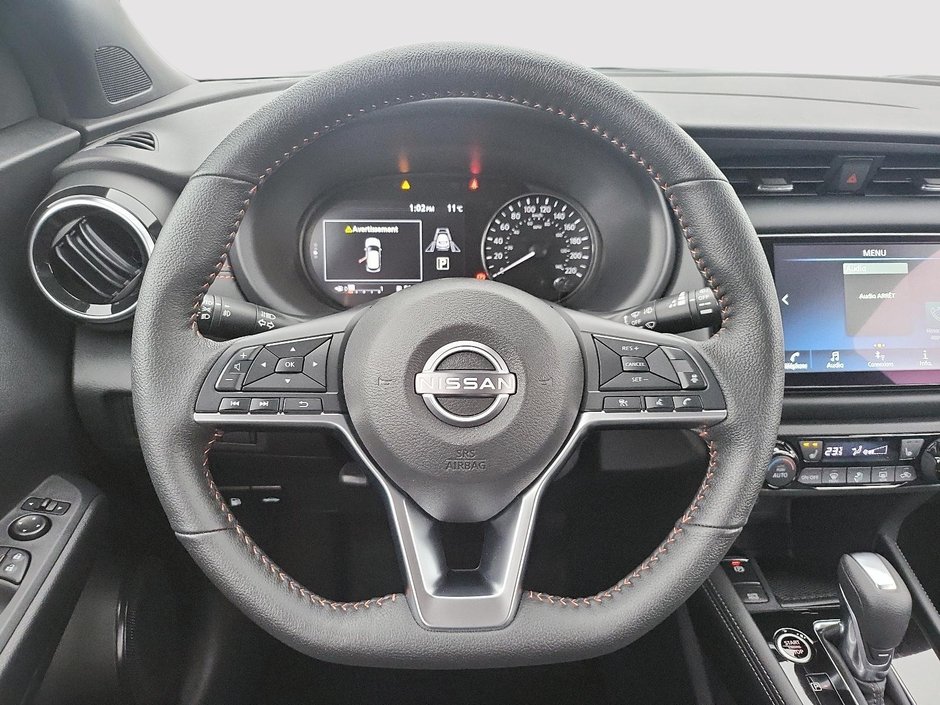 2024 Nissan Kicks SR-11