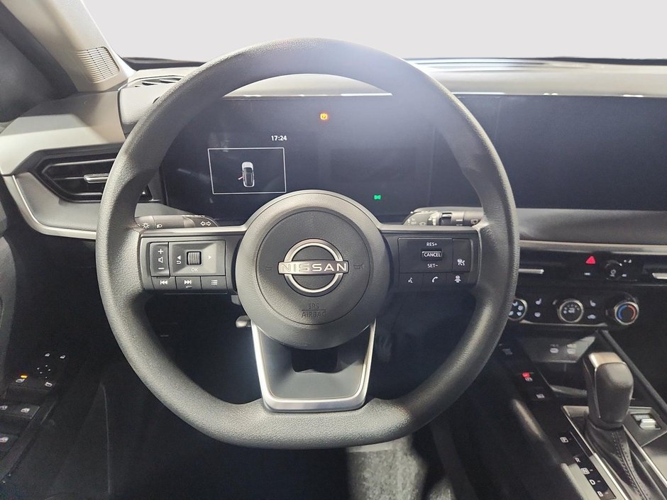 2025 Nissan Kicks S-11