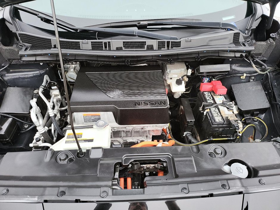 2022 Nissan LEAF SL PLUS-7