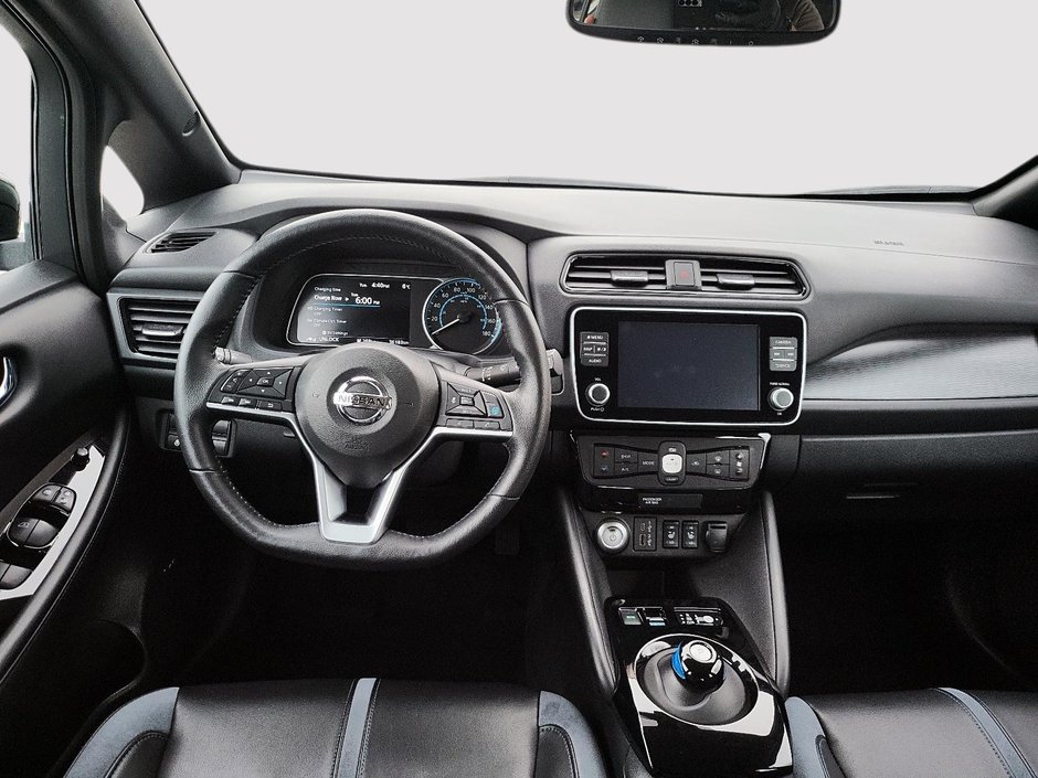 2022 Nissan LEAF SL PLUS-9