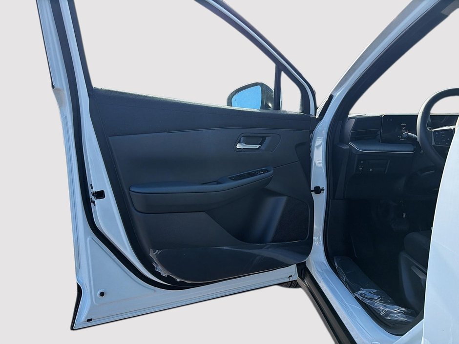 2026 Nissan LEAF S+-8
