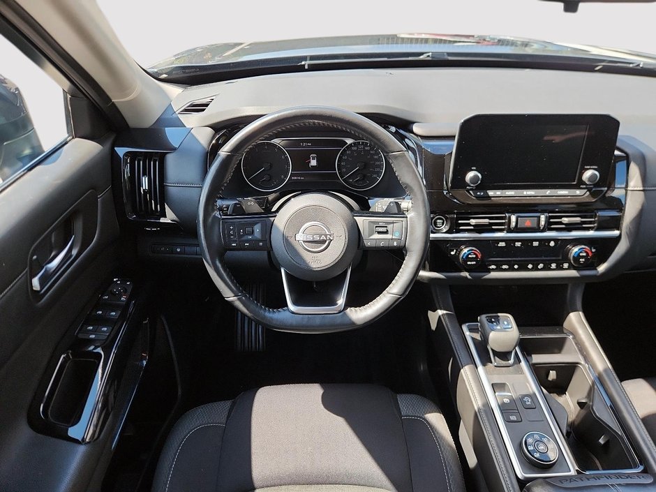 2022 Nissan Pathfinder S-15