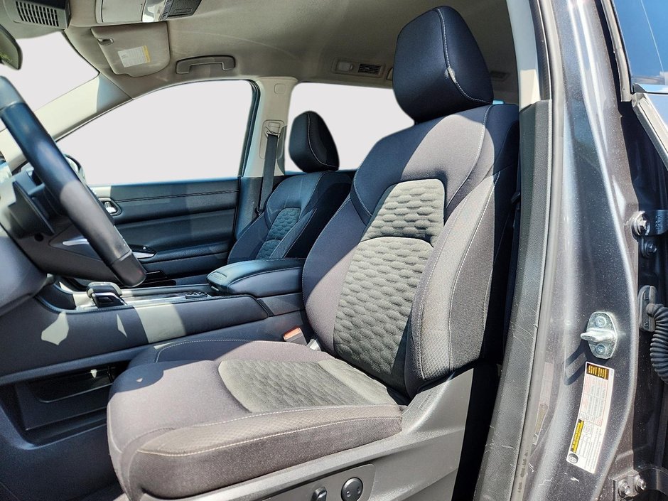 2022 Nissan Pathfinder S-14