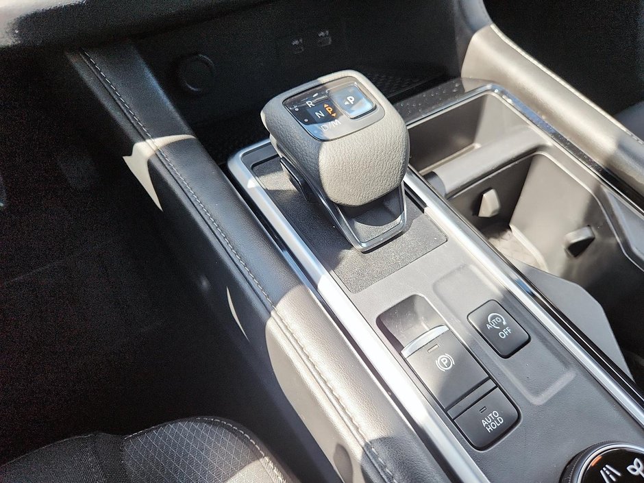 2022 Nissan Pathfinder S-25