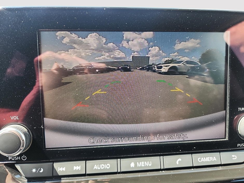 2022 Nissan Pathfinder S-30