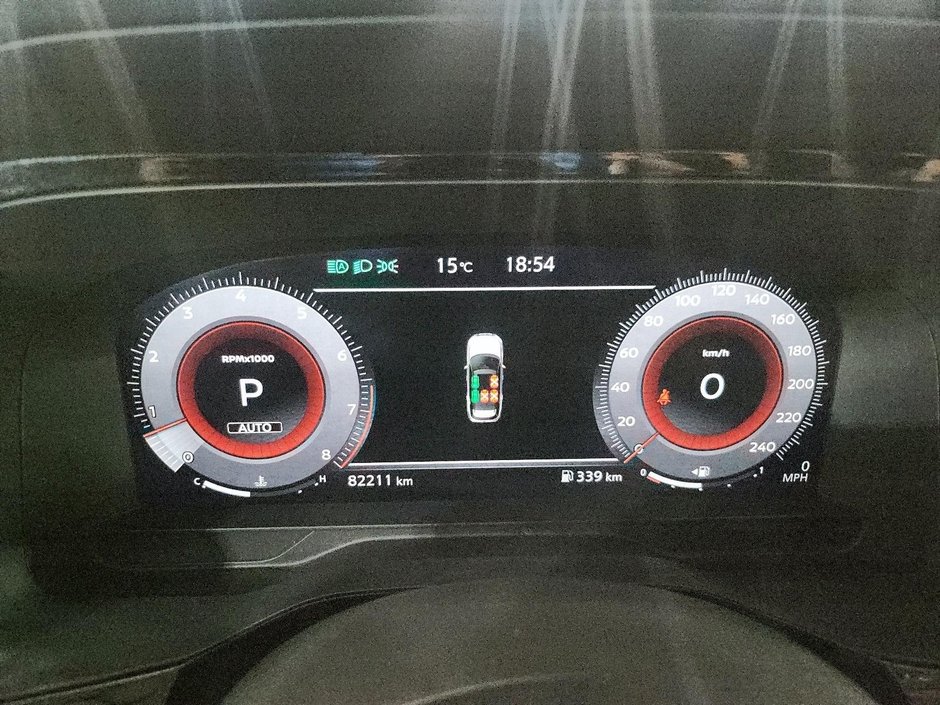 Nissan Pathfinder PLATINUM AWD 2022-13