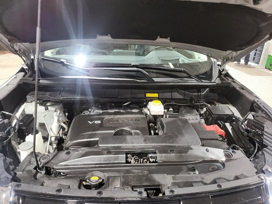 Nissan Pathfinder PLATINUM AWD 2022-7
