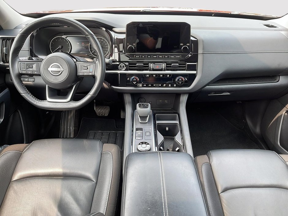 Nissan Pathfinder SL AWD 2023-9
