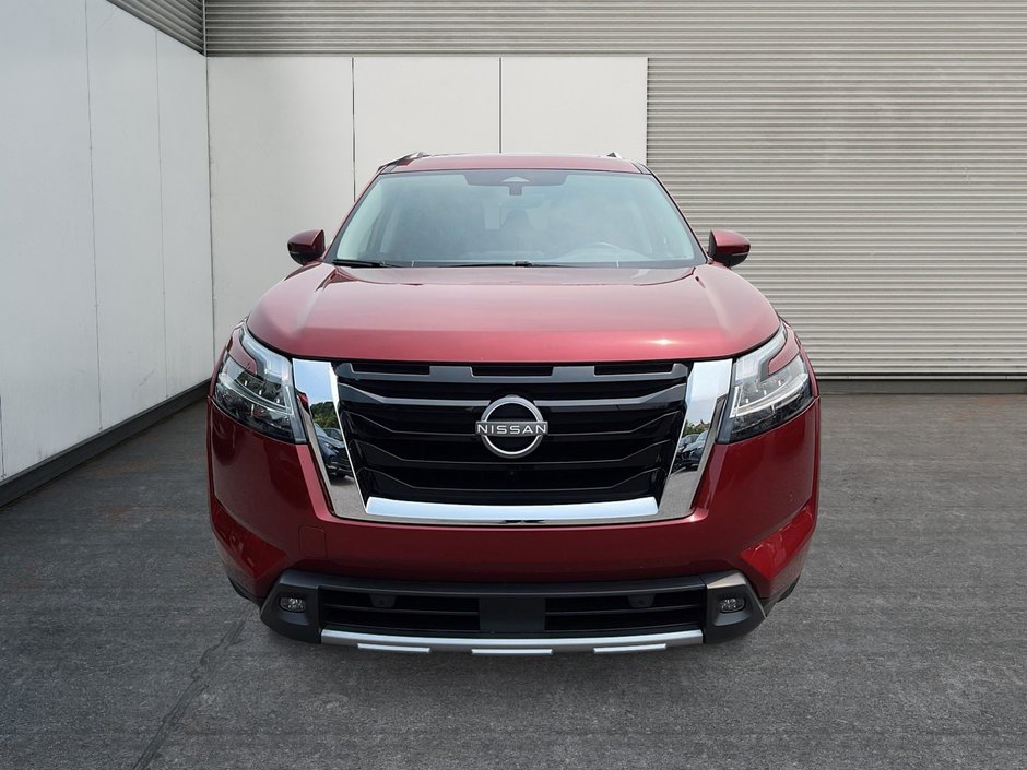Nissan Pathfinder SL AWD 2023-1