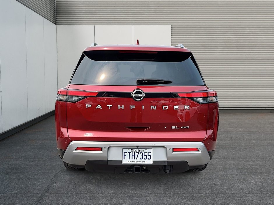 Nissan Pathfinder SL AWD 2023-2