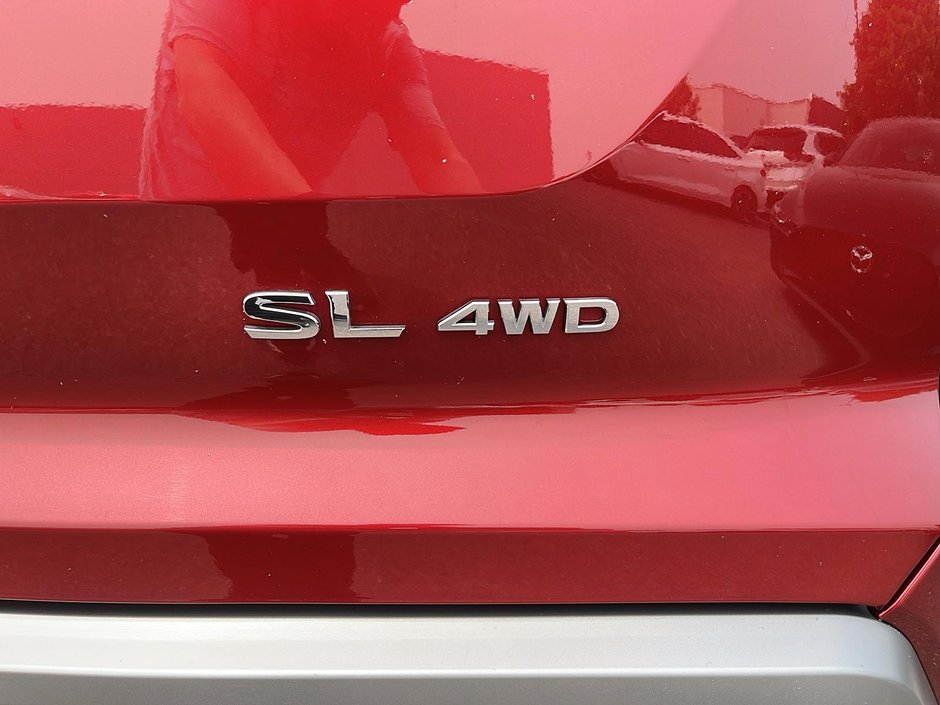 Nissan Pathfinder SL AWD 2023-15