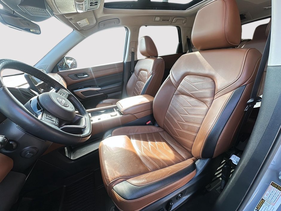 Nissan Pathfinder PLATINUM AWD 2024-8