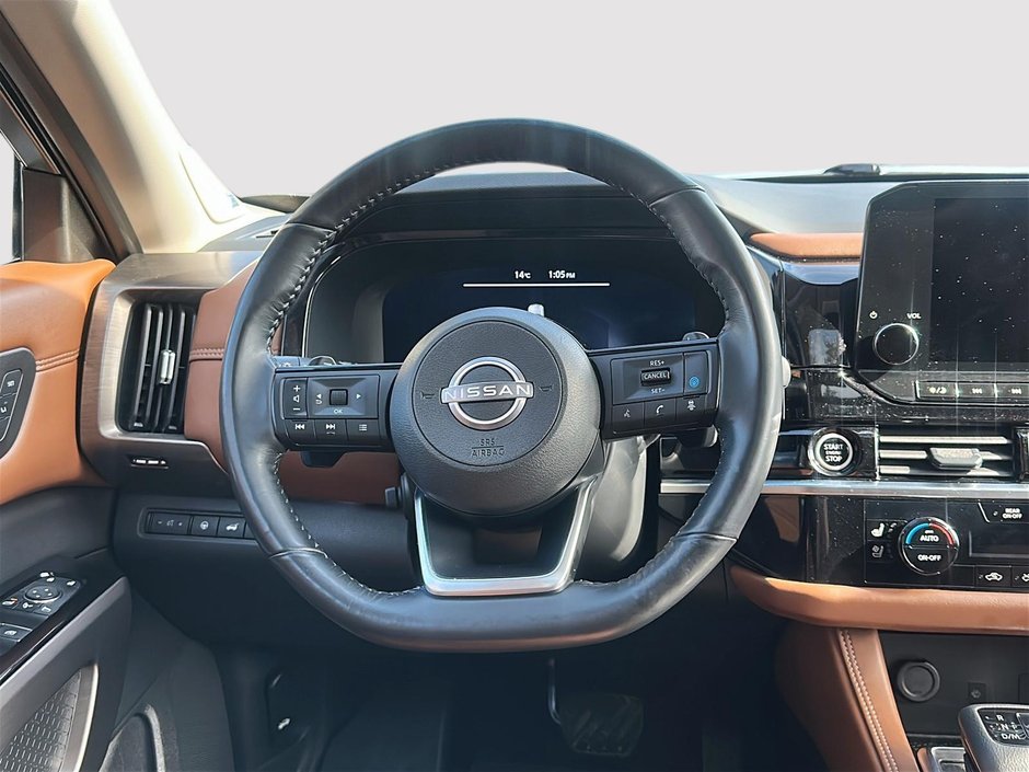 Nissan Pathfinder PLATINUM AWD 2024-11