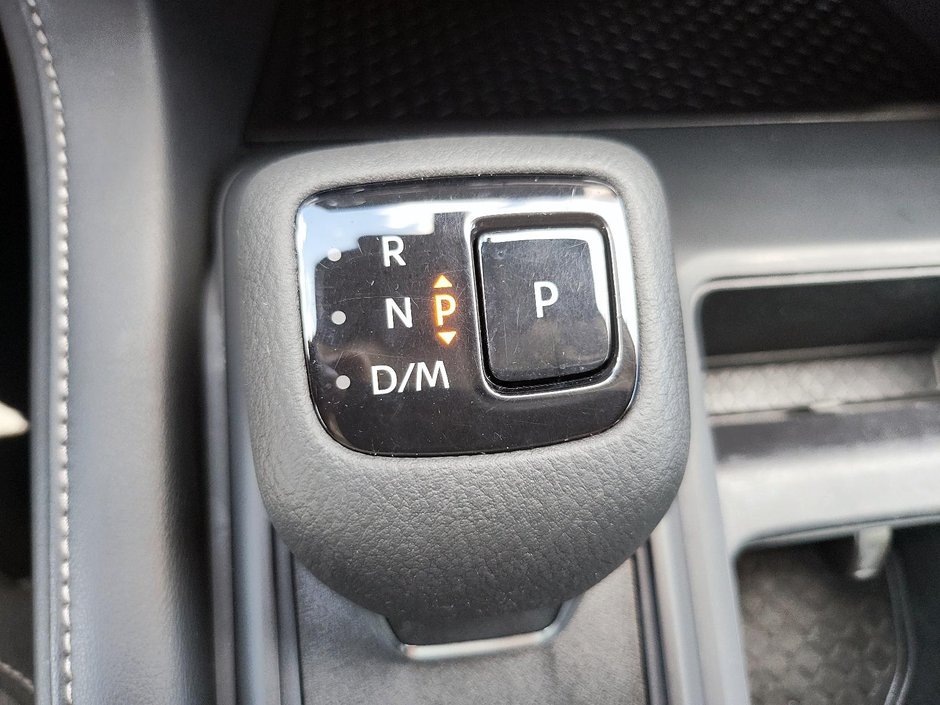 2024 Nissan Pathfinder S AWD-14