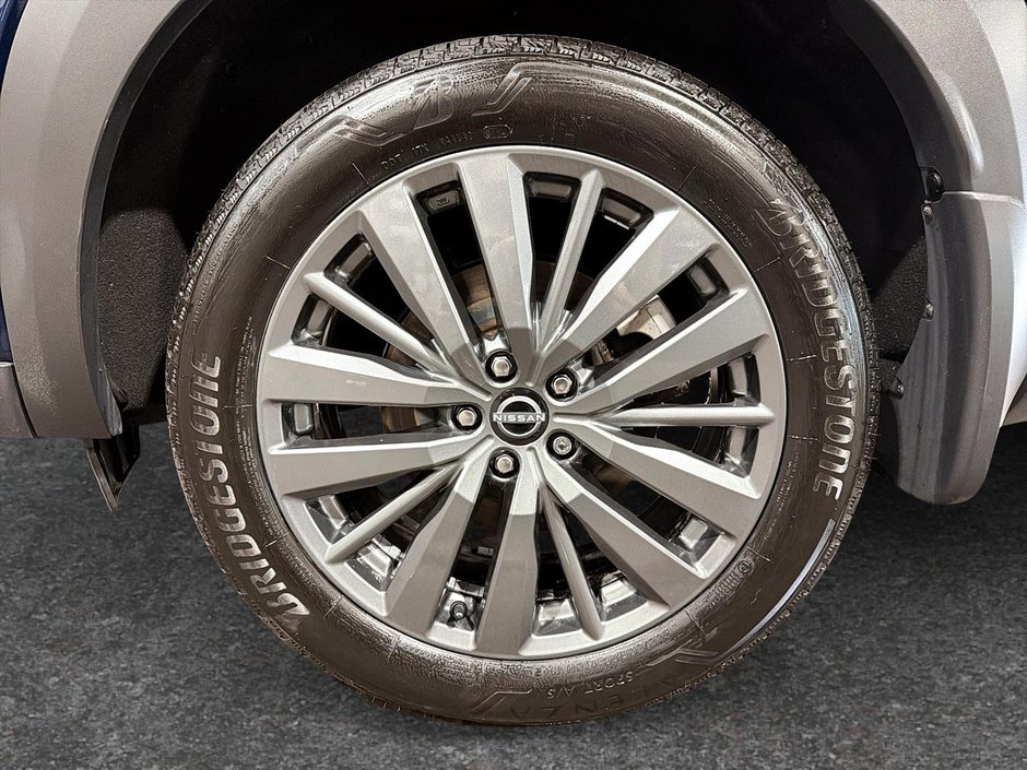 2024 Nissan Pathfinder SL AWD-6