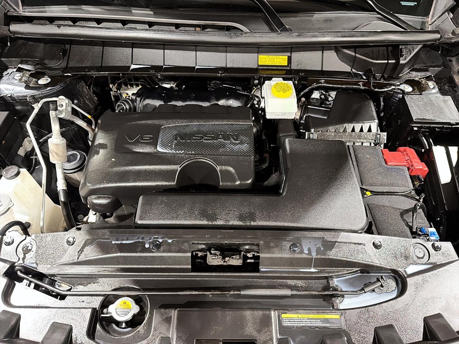 2024 Nissan Pathfinder SL AWD-7