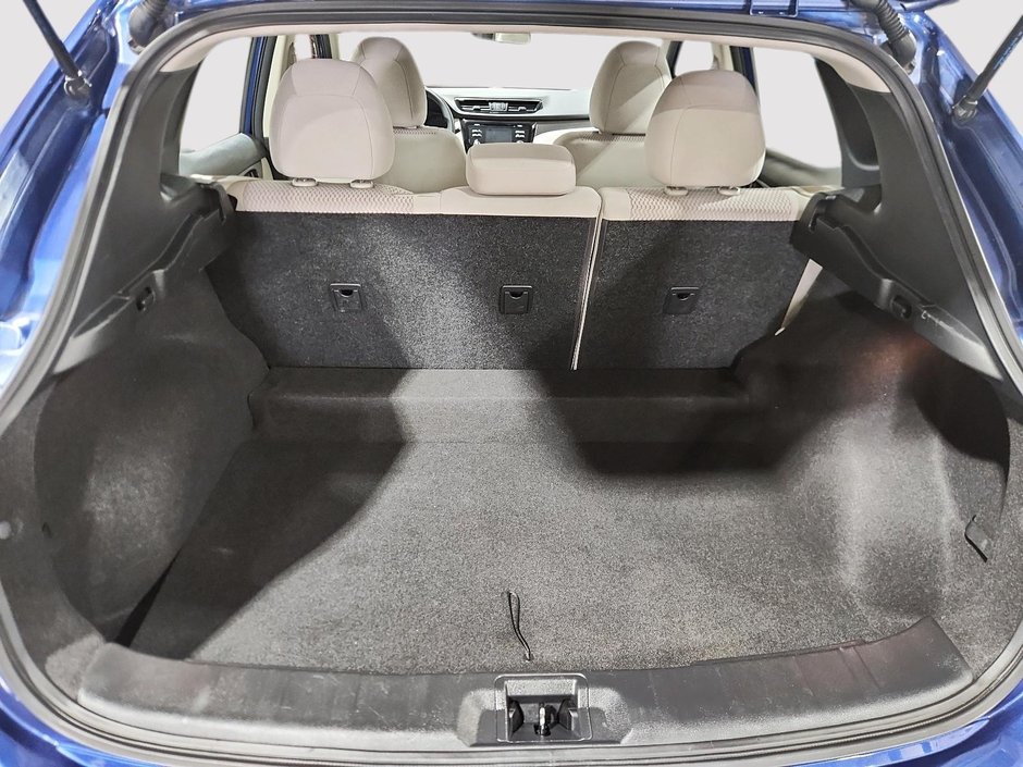 2018 Nissan Qashqai S-5